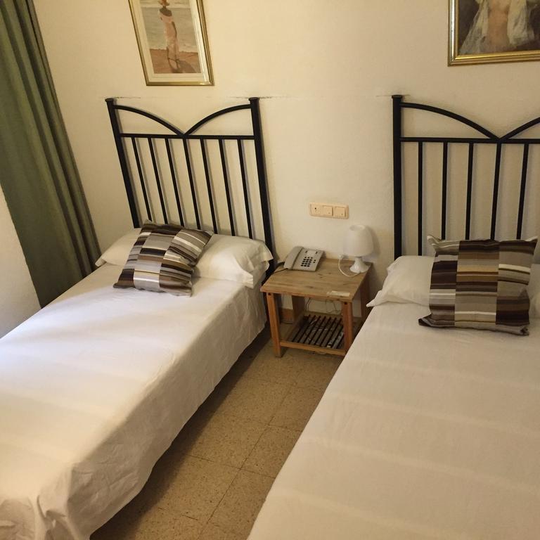 Hostal Tres Cantos Ngoại thất bức ảnh