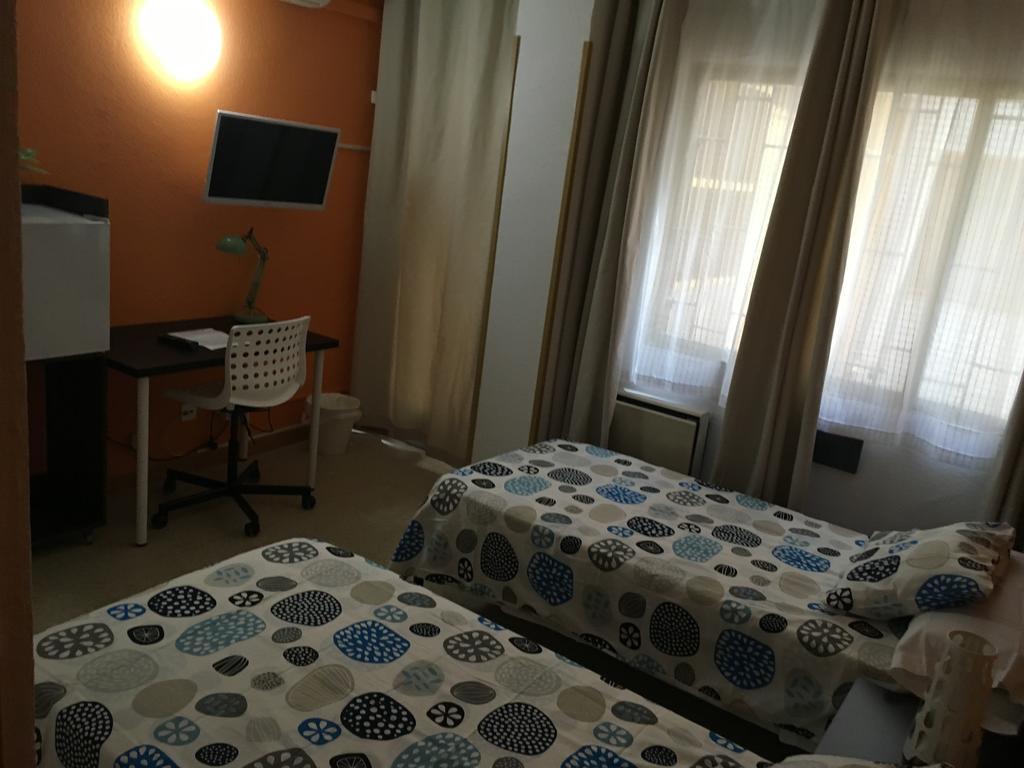 Hostal Tres Cantos Ngoại thất bức ảnh